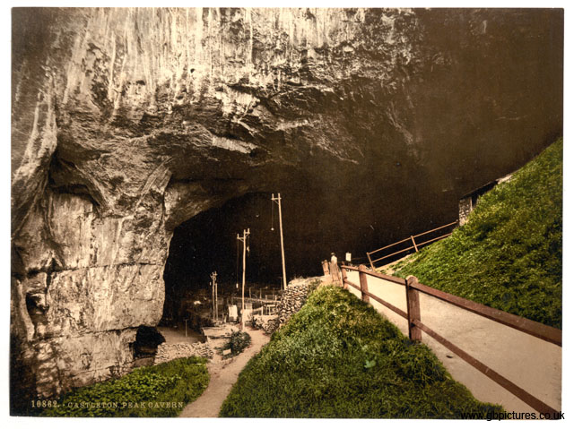 DBY_Castleton_10862_Peak_Cavern_Derbyshire