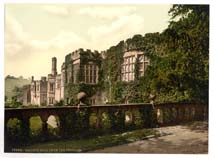 DBY_Haddon_Hall_10404_from_terrace_steps_Derbyshire