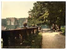 DBY_Haddon_Hall_10406_Dorothy_Vernons_Walk_Derbyshire