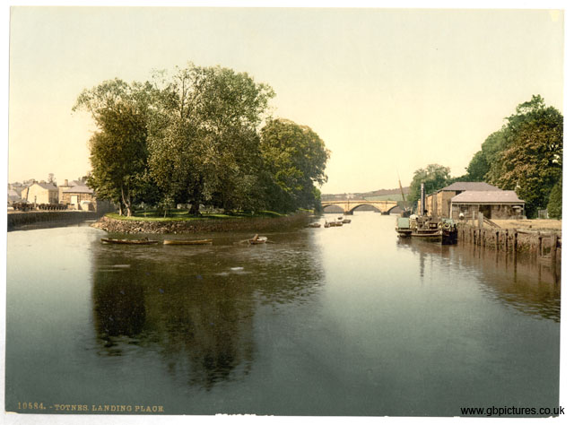 DEV_Totnes_10584_Landing_place