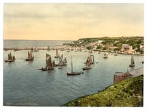 DEV_Brixham_10503_Trawlers_leaving_harbor