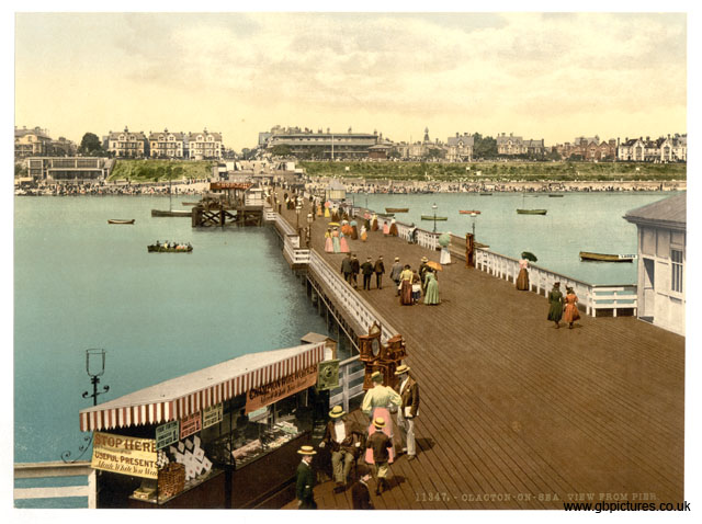 ESS_Clacton-on-Sea_11347_From_the_pier