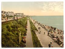 ESS_Clacton-on-Sea_11348_Promenade_looking_east