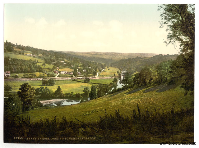 GLS_Lydbrook_10953 _Looking_towards_from _Kerne_Bridge
