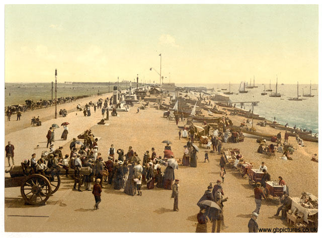 HAM_Southsea_10219_beach_II