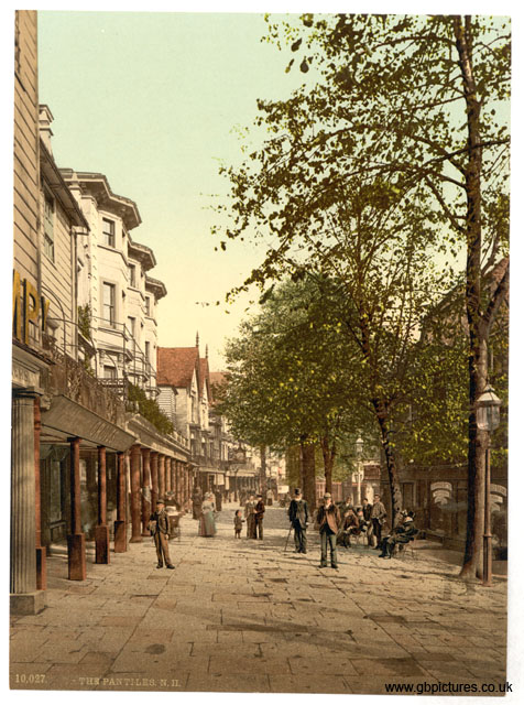 KEN_Tunbridge_Wells_10027_The_Pantiles_looking_North