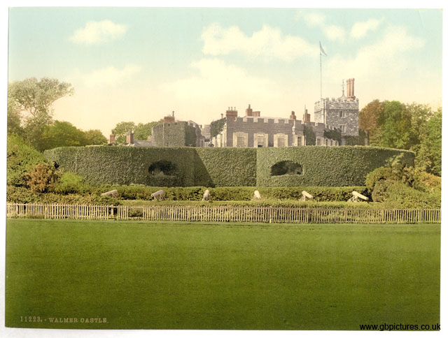 KEN_Walmer_11223_The_castle