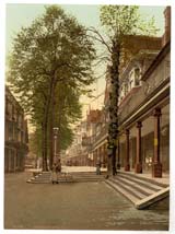 KEN_Tunbridge_Wells_10028_The_Pantiles_looking_south