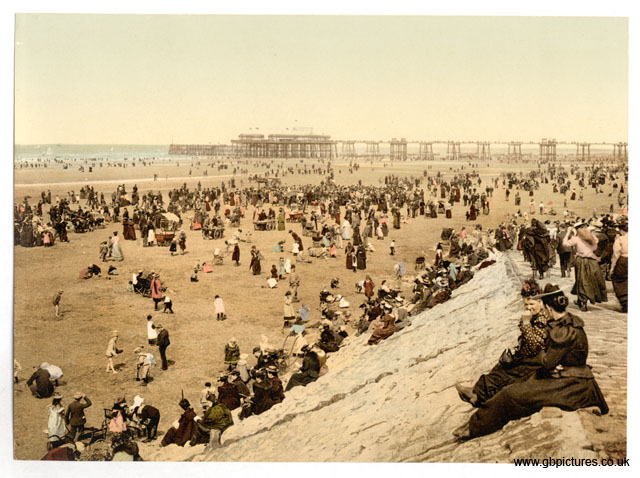 LAN_Blackpool_10208_The_beach_with_North_Pier