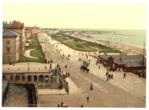 LAN_Southport_10201_The_promenade_and_lakes