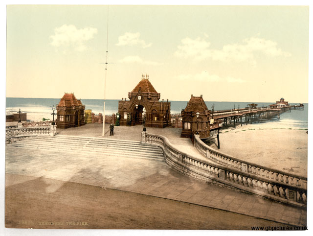 LIN_Skegness_10825_The_pier