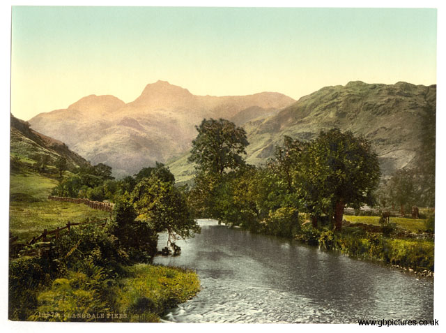LKD_Windermere_10679_Langdale_Pikes_Lake_District