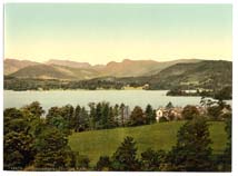 LKD_Windermere_10678_and_Langdale_Pikes_Lake_District