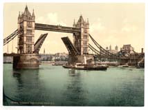 LND_London_10785_Tower_Bridge_II_(closed)