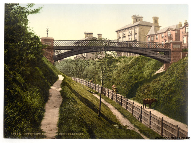 SFK_Lowestoft_10845_0Belle_Vue_Jubilee_Bridge