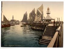 SFK_Lowestoft_10841_Pier_head_II