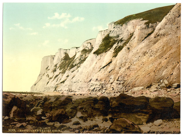 SSX_Eastbourne_10328_Beachy_Head_from_below