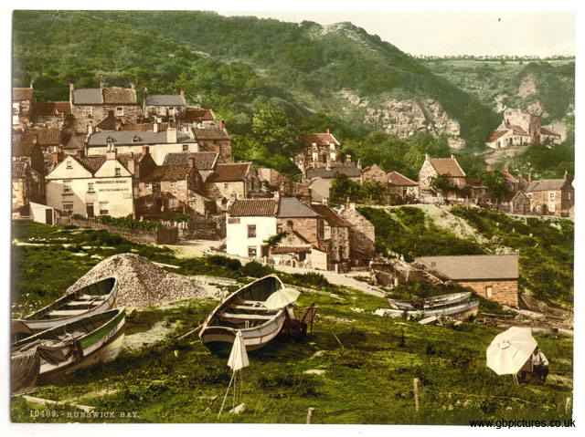 YKS_Whitby_10409_Runswick_Bay_Yorkshire