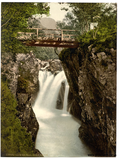 INV_Fort_William_13044_Lower_fall,_Glen_Nevis