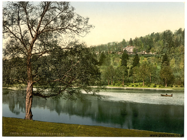 PER_Crieff_13034_Ochtertyre_and_Lake