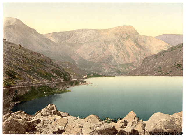 CAE_Nant_Ffrancon_10354_Lake_Ogwen