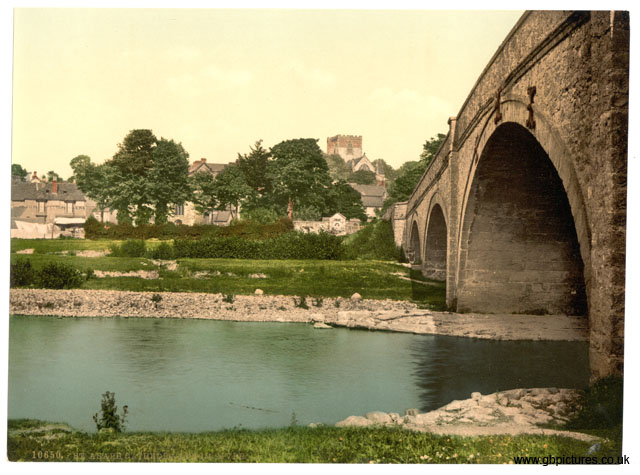 DEN_St_Asaph_10650_Cathedral_from_the_river