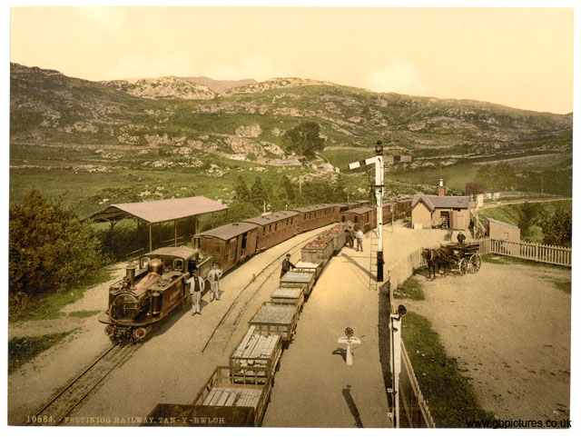 MER_Tan-y-Bwlch_10564_Ffestiniog_Railway