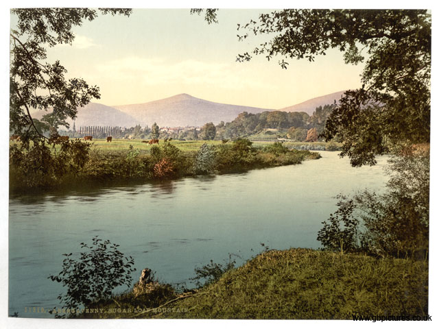 MON_Abergavenny_11319_Sugar_Loaf_Mountain