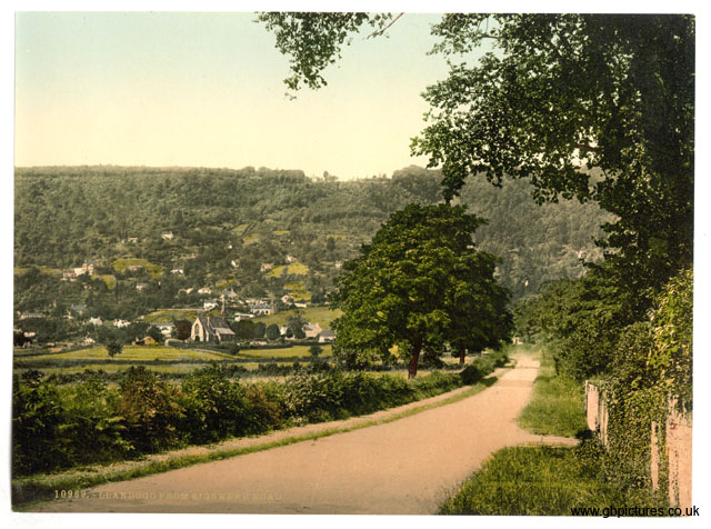 MON_Llandogo_on_the_Wye_10969_From_Bigswear_Road